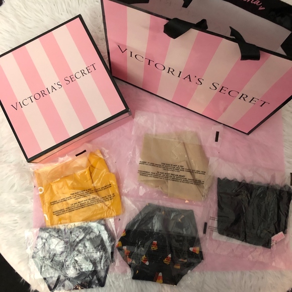 Victoria Secret Pink Candy Corn, PLUS 4 other Pairs of Panties.  NWT.  Large - Picture 7 of 8